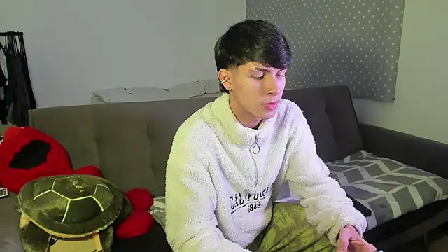 Snapshot of Will_starr chatting on December 17, 3:01 am Will starr online show from December 17, 3:01 am