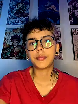 Snapshot of Abby_Evanns1 chatting on October 22, 12:33 am Abby Evanns1 online show from October 22, 12:33 am