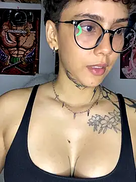 Snapshot of Abby_Evanns1 chatting on November 14, 8:02 am Abby Evanns1 online show from November 14, 8:02 am