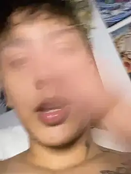 Snapshot of Abby_Evanns1 chatting on November 25, 10:32 pm Abby Evanns1 online show from November 25, 10:32 pm