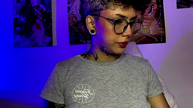 Snapshot of Abby_Evanns1 chatting on November 30, 6:23 pm Abby Evanns1 online show from November 30, 6:23 pm