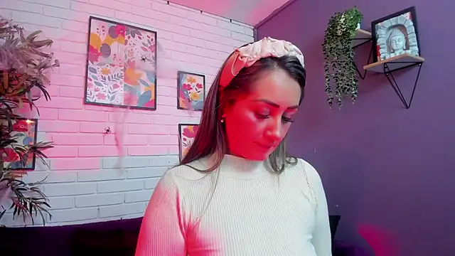 Snapshot of Sofia__Stk chatting on November 6, 3:07 am Sofia Stk online show from November 6, 3:07 am