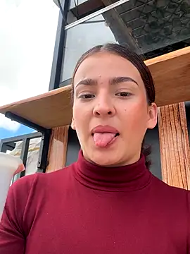 Talia Bonet online show from October 26, 4:35 pm