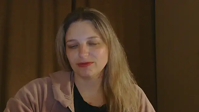 ElisSky301 online show from April 12, 8:25 pm