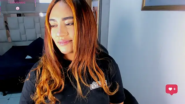 Snapshot of AnguelJones chatting on November 17, 4:29 am AnguelJones online show from November 17, 4:29 am