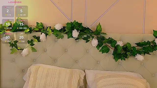 KoriPaul online show from April 15, 5:03 am