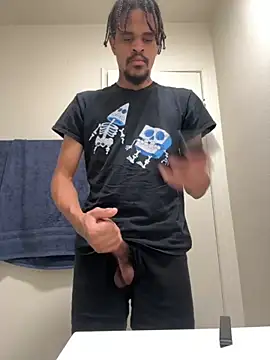 Snapshot of Mrmakeherwet_Tez chatting on November 7, 11:16 pm Mrmakeherwet Tez online show from November 7, 11:16 pm