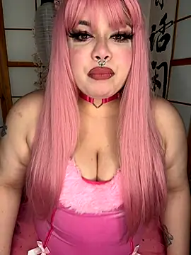 Snapshot of yum3doll chatting on November 20, 8:41 pm yum3doll online show from November 20, 8:41 pm