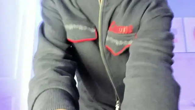 ApoloRicci online show from January 12, 4:45 pm