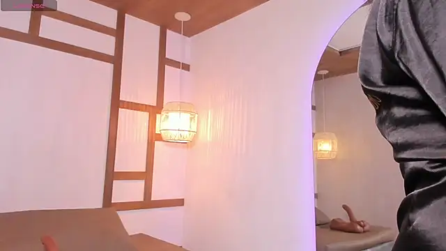 Snapshot of Viana_dior chatting on November 24, 10:31 pm Viana dior online show from November 24, 10:31 pm