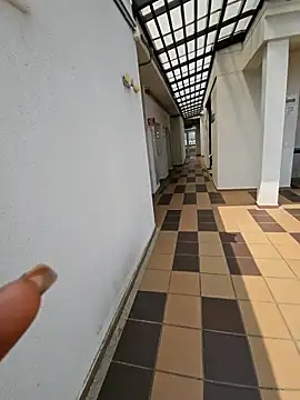 Trissa Benson online show from November 25, 4:18 pm