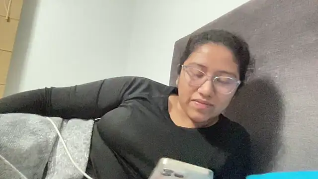 Kmiii21 online show from December 14, 6:19 am