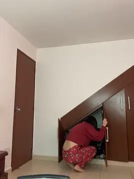 Snapshot of Selena_Roa chatting on November 2, 12:40 pm Selena Roa online show from November 2, 12:40 pm