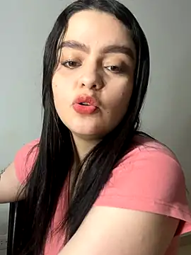 Snapshot of Selena_Roa chatting on December 4, 1:48 am Selena Roa online show from December 4, 1:48 am