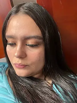 Selena Roa online show from April 15, 7:58 pm