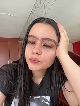 Selena Roa online show from April 19, 4:39 pm