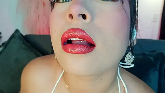 mia roux1 online show from February 26, 10:53 pm