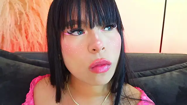 mia roux1 online show from March 11, 9:54 pm