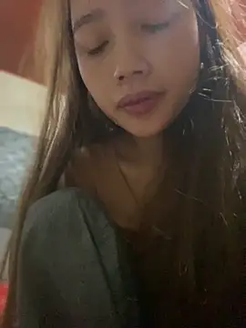 Snapshot of kitty-20x chatting on December 21, 8:43 am kitty-20x online show from December 21, 8:43 am