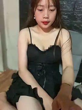 Snapshot of kitty-20x chatting on December 22, 9:34 pm kitty-20x online show from December 22, 9:34 pm