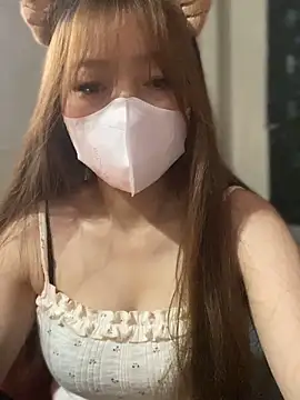 Snapshot of kitty-20x chatting on February 13, 12:28 am kitty-20x online show from February 13, 12:28 am