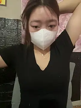 kitty-20x online show from June 5, 2:51 am