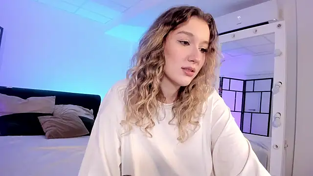 Snapshot of Synrix chatting on October 27, 7:34 am Synrix online show from October 27, 7:34 am