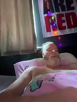 fortheloveofheels74 online show from April 22, 8:28 am