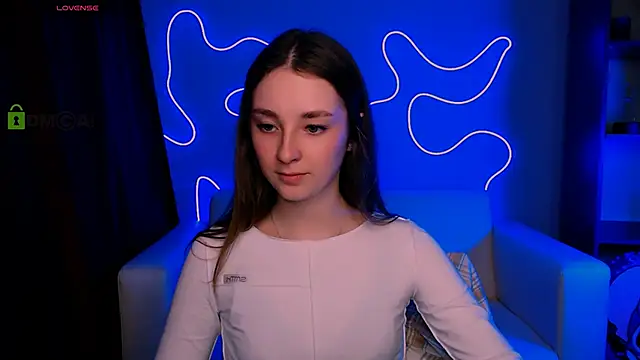 alisabliss online show from April 17, 8:01 pm