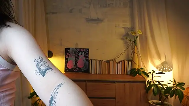 Snapshot of JanelAkerley chatting on November 22, 3:38 am JanelAkerley online show from November 22, 3:38 am