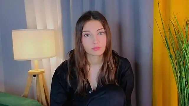 Snapshot of KateCahee chatting on November 14, 1:04 am KateCahee online show from November 14, 1:04 am