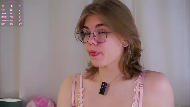 MelodyBaur online show from March 11, 1:39 pm