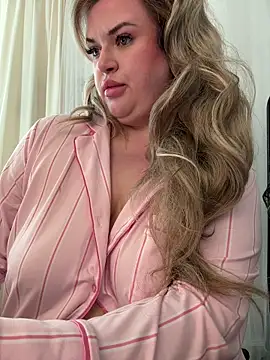 Scottish Milf Bella xo online show from January 19, 10:30 am