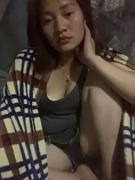 Snapshot of Lara-11 chatting on December 3, 1:42 pm Lara-11 online show from December 3, 1:42 pm