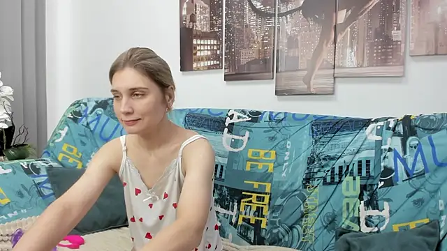 Snapshot of Tenderly_Sophie chatting on December 4, 1:15 am Tenderly Sophie online show from December 4, 1:15 am