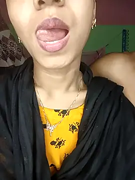 CoupleShow 432 online show from March 13, 4:57 pm