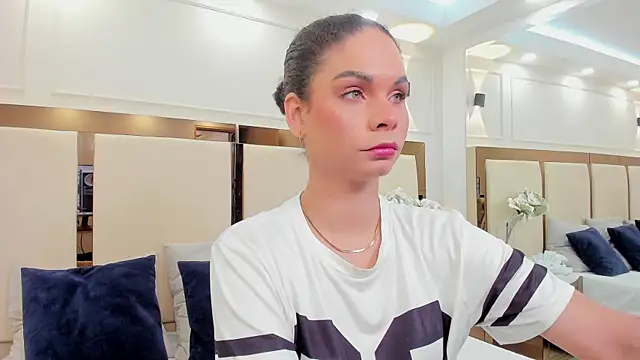 Snapshot of agatha_mendoza_ chatting on November 12, 7:46 pm agatha mendoza online show from November 12, 7:46 pm