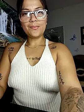 tattyHot95 online show from February 20, 6:08 pm