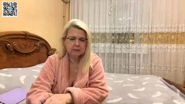 Snapshot of Galatea_2025 chatting on December 2, 8:26 pm Galatea 2025 online show from December 2, 8:26 pm