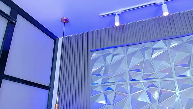 AdelineJhones online show from April 21, 10:34 pm