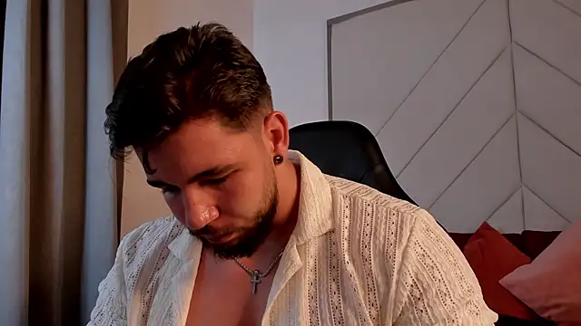 JACKSON STIFLER online show from April 12, 4:45 pm