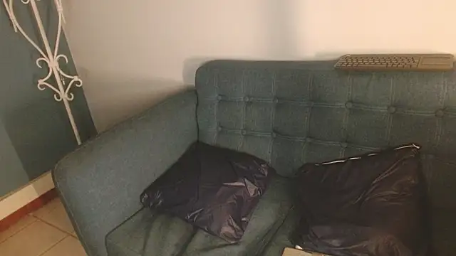 Snapshot of Samantha__Benet chatting on November 10, 8:19 pm Samantha Benet online show from November 10, 8:19 pm