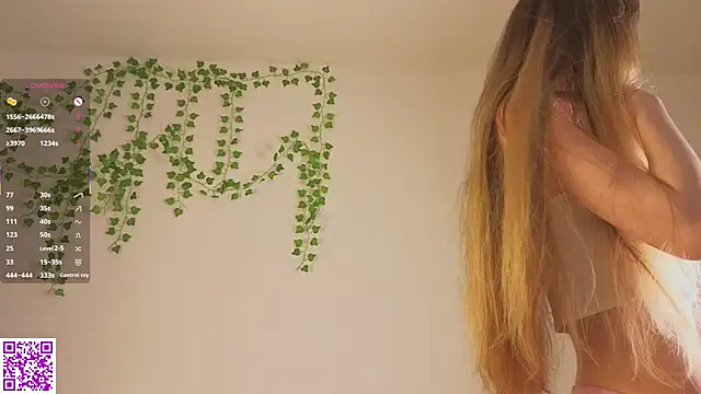 Snapshot of KissyCloud chatting on November 9, 9:07 am KissyCloud online show from November 9, 9:07 am