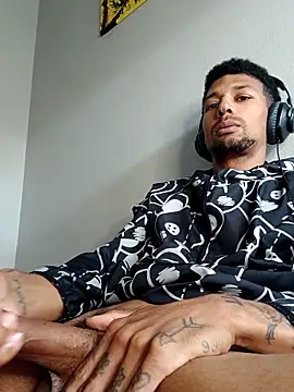 BigPrettyDick777 online show from March 17, 4:32 pm