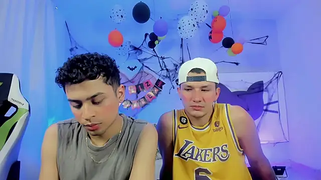 Twinks boys s online show from October 23, 3:17 am