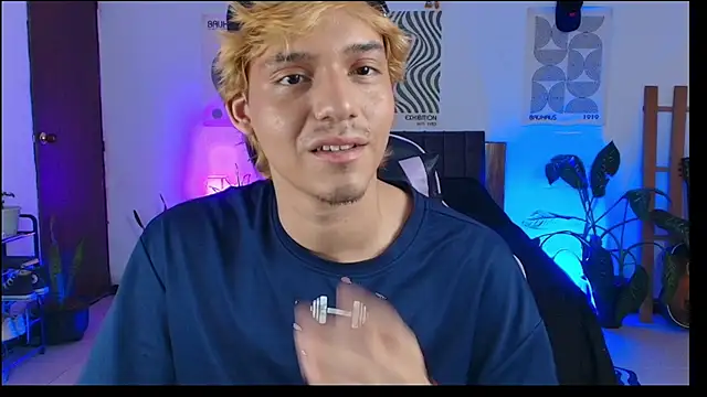 Habel  moretti online show from February 17, 6:03 pm