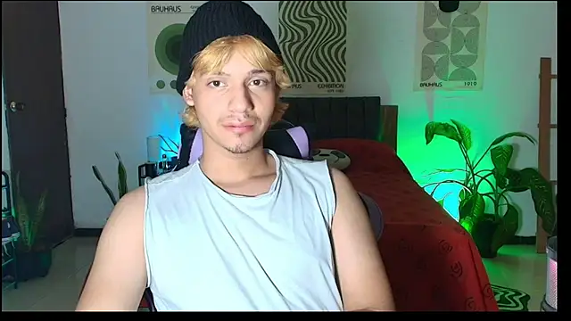 Habel  moretti online show from February 22, 7:45 pm