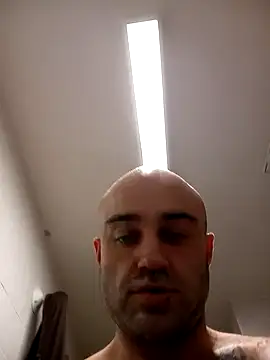 BulbasaurIsmettv online show from December 4, 8:56 am