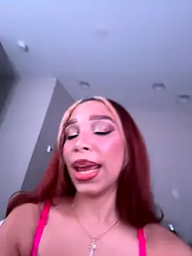 Snapshot of Latinagf chatting on October 29, 3:53 am Latinagf online show from October 29, 3:53 am