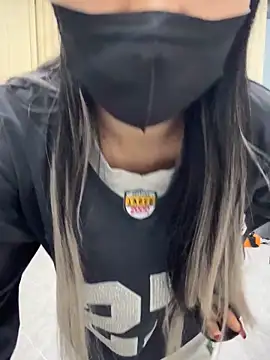 vivi-tara online show from December 3, 3:54 pm